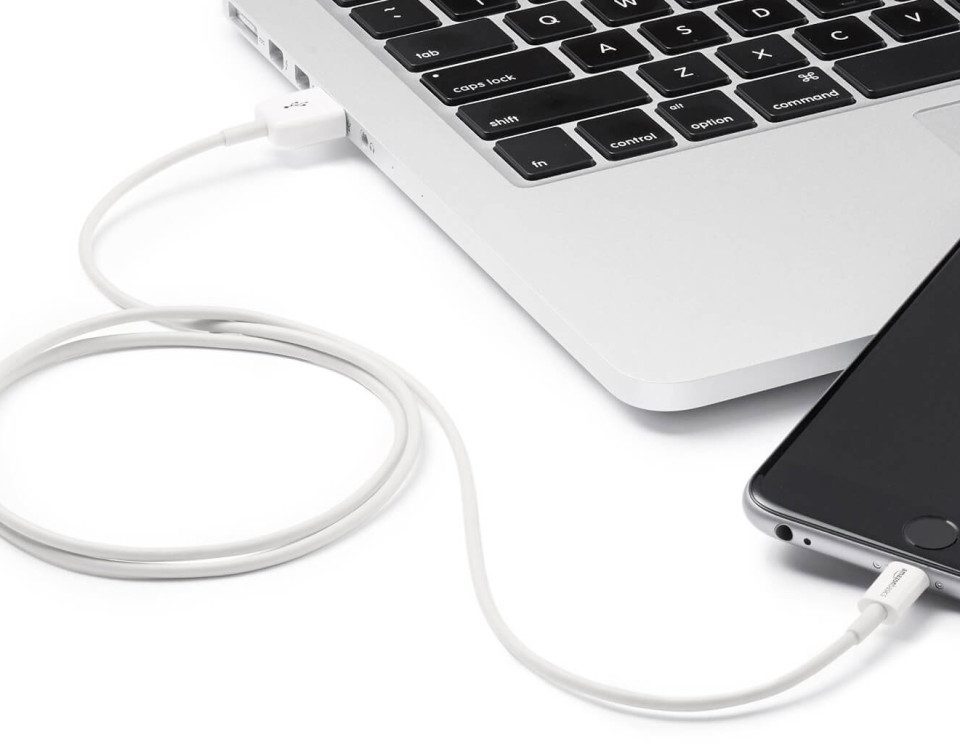 Amazon Basics iPhone 6 charging cable