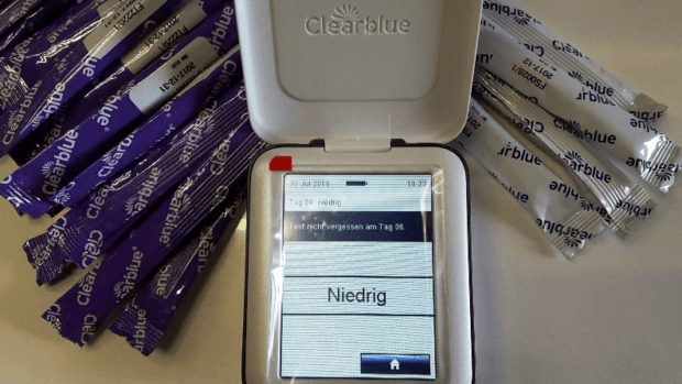 30+ schlau Bilder Clearblue Fertilitätsmonitor Ab Wann Beginnen - Naturliche Weise Schwanger Zu Werden Mit Clearblue : Clearblue schwangerschaftstests sind ab fälligkeit der periode zu über 99% genau und können schon 6 tage früher verwendet werden.