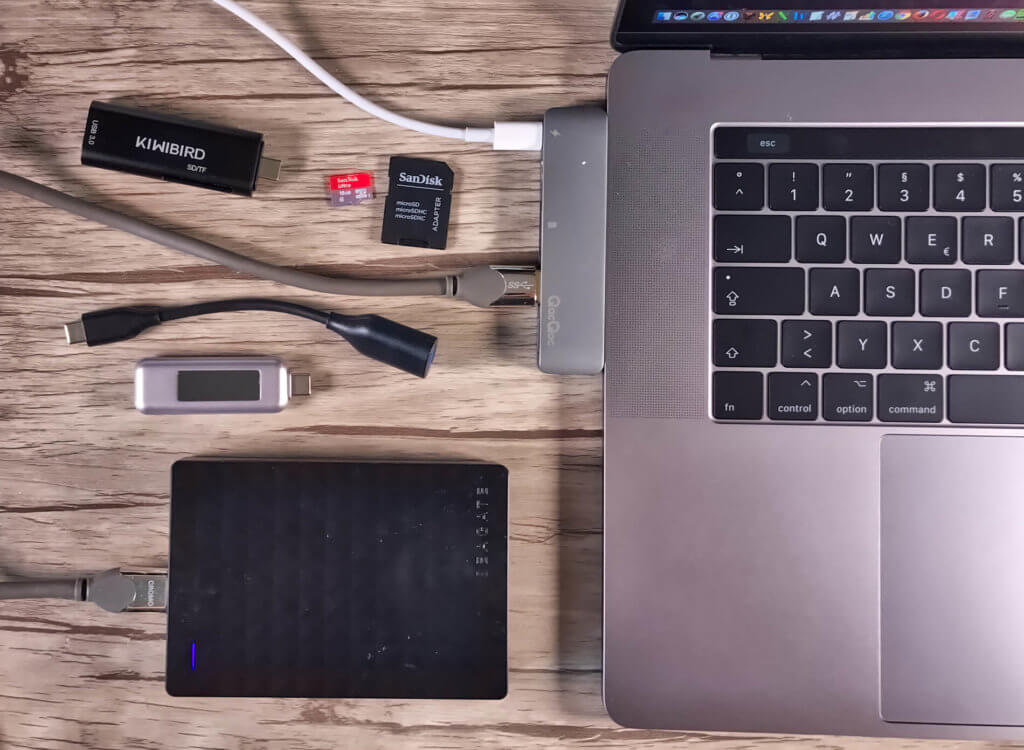 An overview of all devices that had to be used for my tests with the USB-C dock.