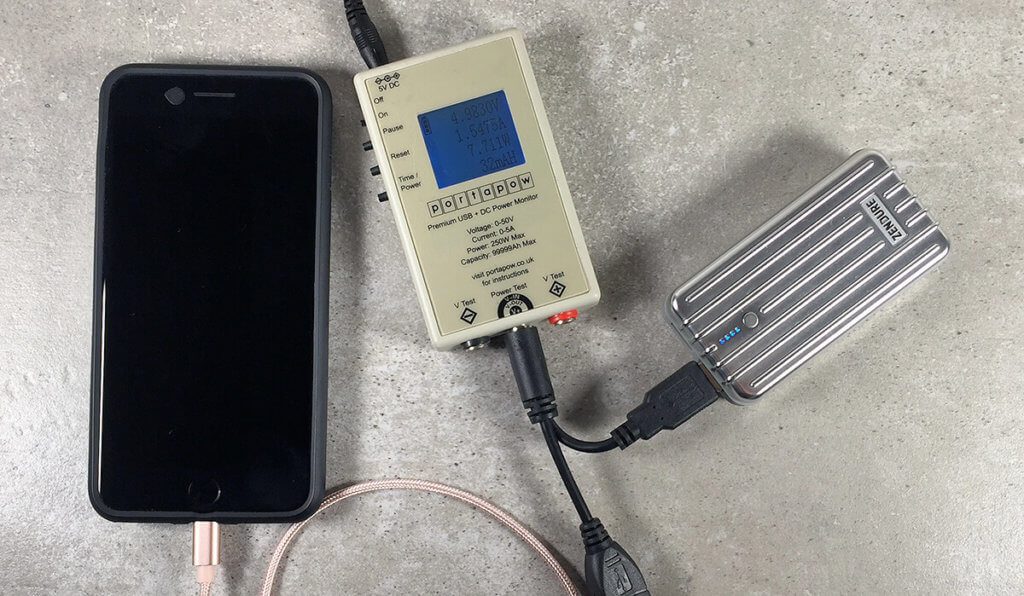 Wie schnell füllt der Zendure Akku das iPhone 7 Plus? Diese Fragen beantwortet man mit einem sogenannten USB-Multimeter, das die Energiemenge und die Zeit misst.