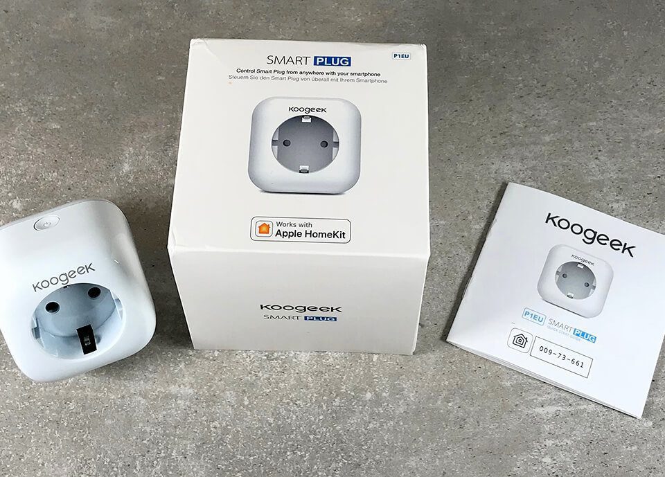 The Koogeek comes with nice packaging and instructions, which are actually unnecessary if you've already added a Homekit device to the Home app in your life.