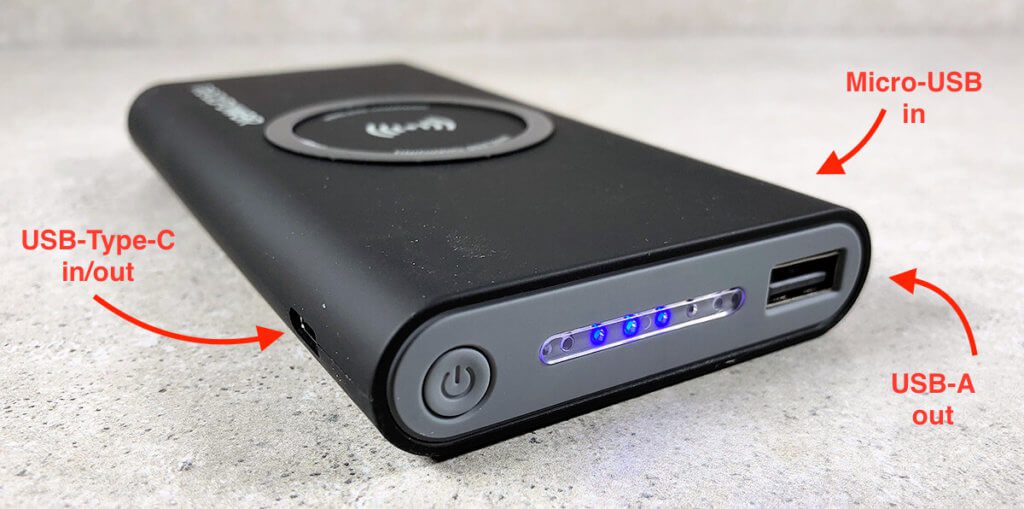 Here you can see the various inputs and outputs that the RealPower PB-8000 offers. The USB-C and micro-USB ports are attached to the side and are difficult or impossible to see here.
