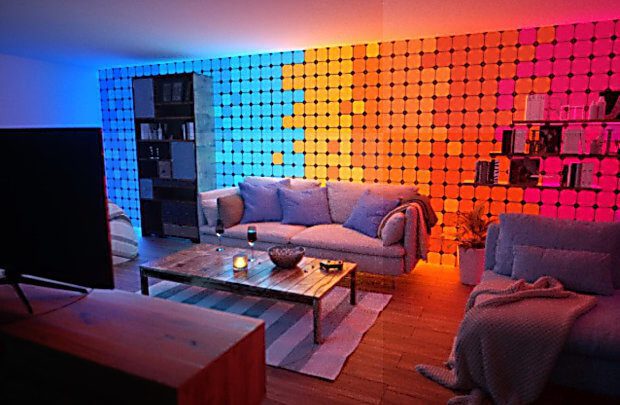 Only certain areas or the entire wall - everything can be smartly controlled using HomeKit, Siri, Nanoleaf Remote, Smarter Series App or Touch Control.