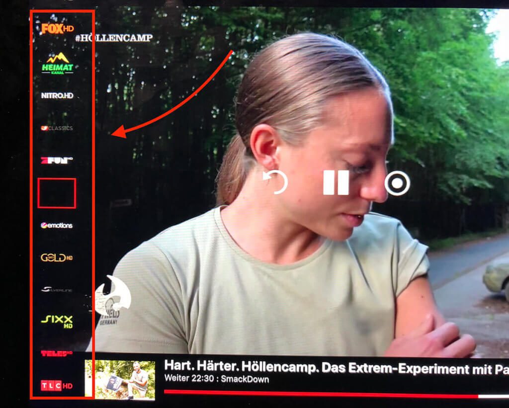 If you tap on the current film, you can switch between the channels on the left - traditional zapping is possible with two taps.