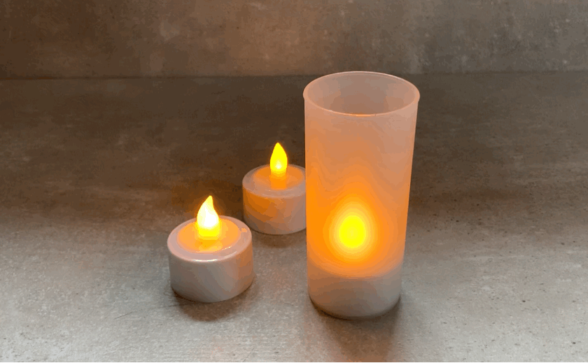 The flickering of the tea lights can also be seen well in this GIF. Unfortunately, the number of colors in this image format is very limited, so color borders can be seen here. The type of candle flickering can still be seen quite well.