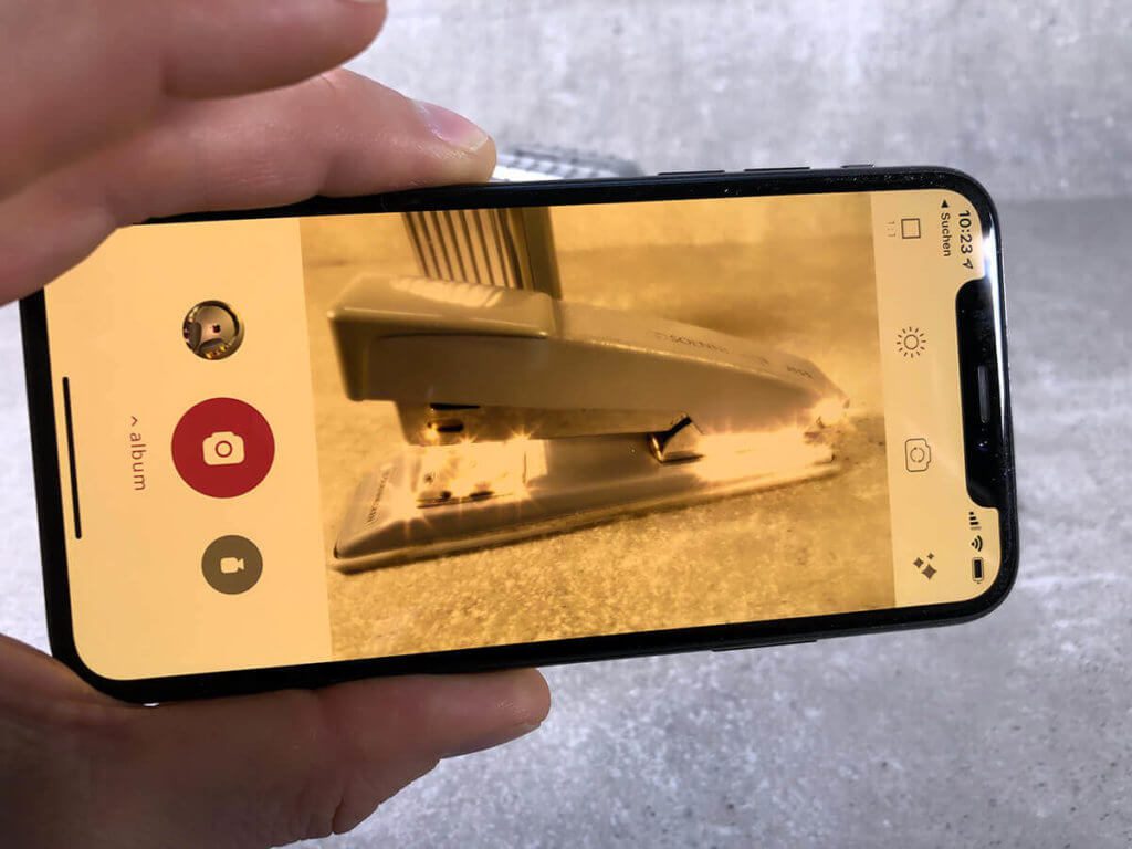 Fai brillare tutto con l'app della fotocamera kirakira+.