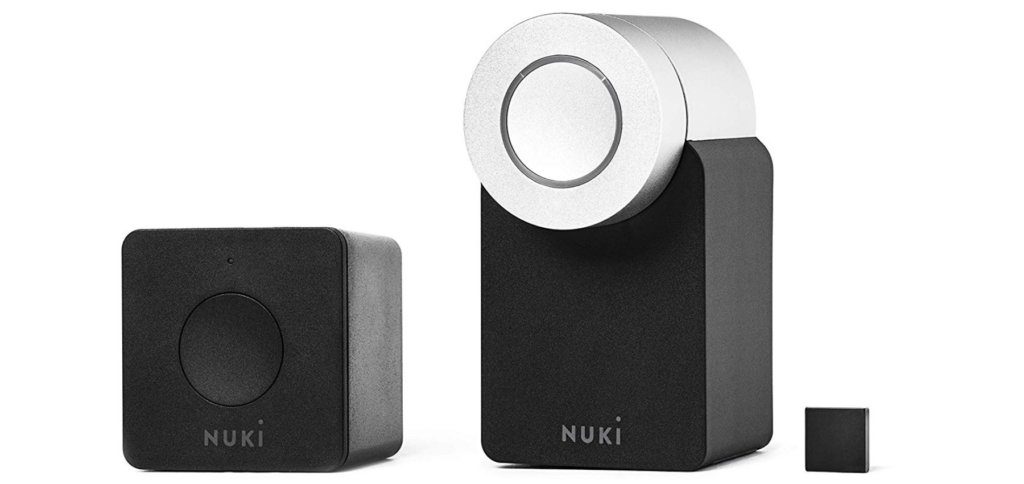 Das Nuki Smart Lock 2.0 ist eine Türschloss-Erweiterung fürs Smart Home. Funktionen, Zubehör und den Vergleich zum Vorgänger findet ihr hier. Produktbilder: Nuki / Amazon