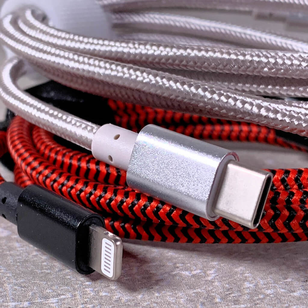 Lightning USB-C charging cable from Veelink