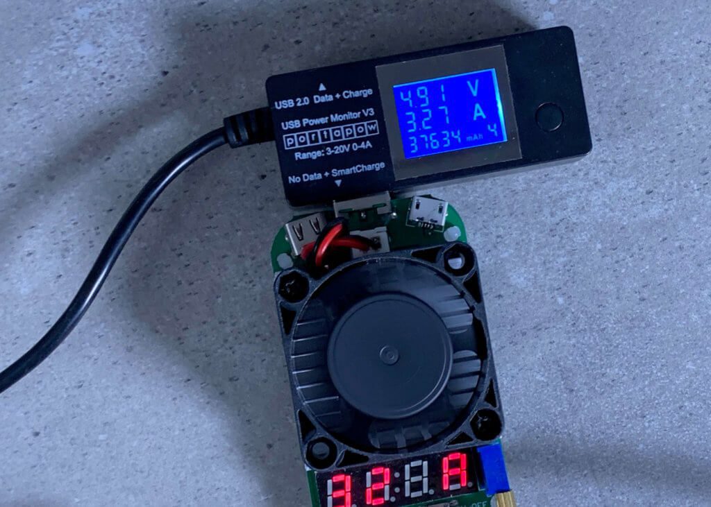 With the USB load resistor I was able to elicit more than 15 watts from the USB-A ports. The power consumption of the iPhone XS and iPad Pro just weren't high enough.