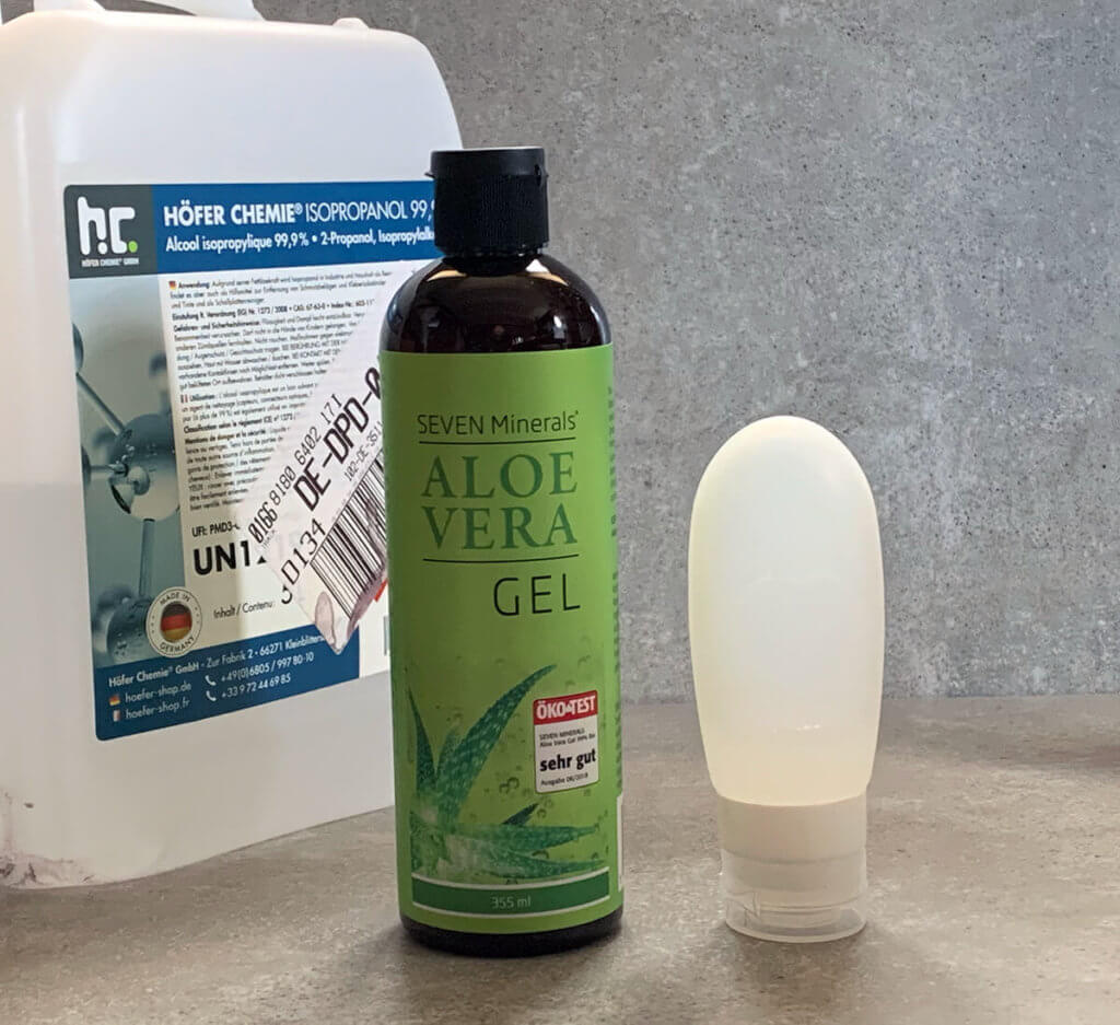I ordered the "very good" tested aloe vera gel and I am very satisfied with it because it is really like gel and gives the hand disinfectant a gel-like consistency. In my opinion, cheaper aloe vera juices are far too liquid.