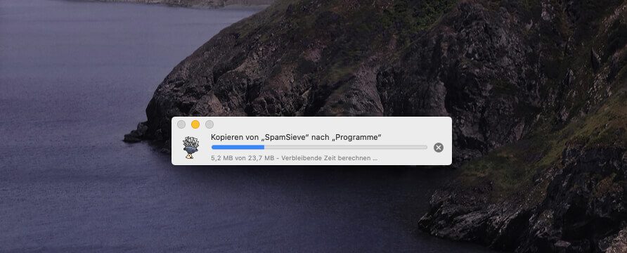 Nachdem SpamSieve beendet war, funktionierte auch der Kopiervorgang, bei dem das alte SpamSieve durch die neue Version ersetzt wurde.