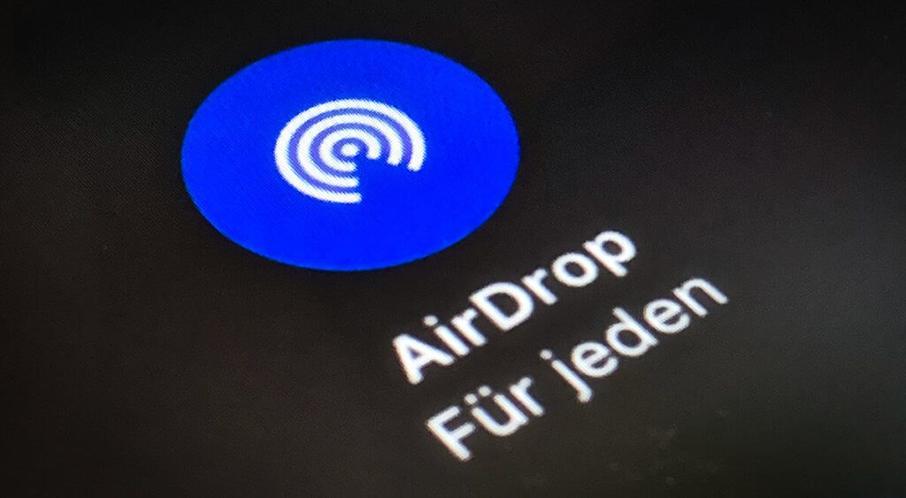 What is Apple AirDrop and how do I use it? “Sir Apfelot