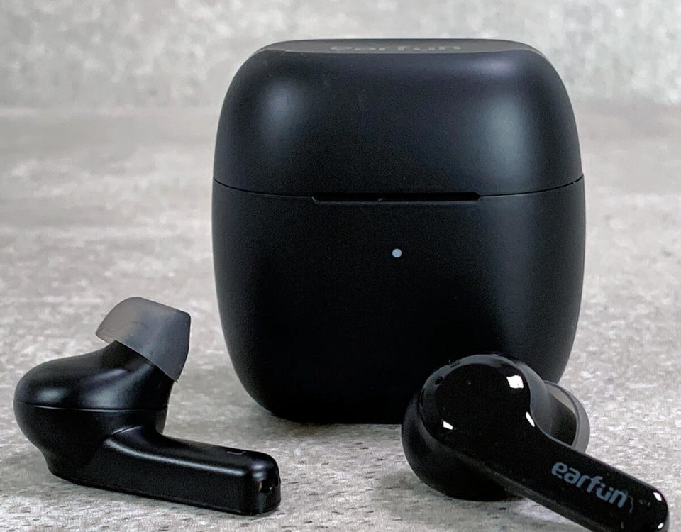 True wireless in-ear headphones EarFun Air put to the test