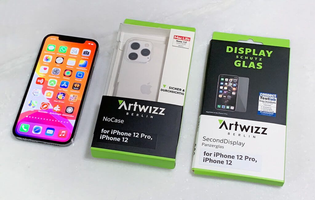 This time in the test: The NoCase cover and the SecondDisplay screen protector from Artwizz (photos: Sir Apfelot).