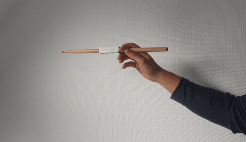 Die Kalibrierung des Magnetometers ist komplexer, aber man muss es nicht so fachmännisch machen, wie es hier gezeigt wird. Ich drehe die Sticks einfach lustig in meinen Händen und so klappt es auch…