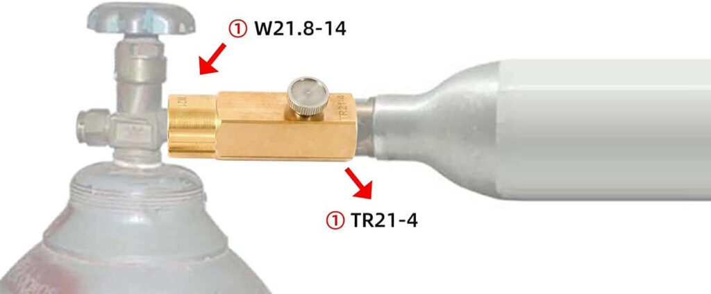 Mit dem GUSUWU Sodastream-Adapter lassen sich die CO2-Zylinder mit handelsüblichen Gasflaschen auffüllen (Foto: Amazon).