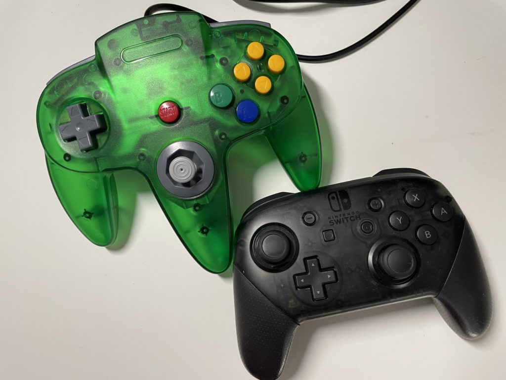 The Nintendo Switch Pro Controller has a lot more buttons, buttons and sticks. Games for the current console are designed accordingly and cannot be controlled with the N64 gamepad. Unless you are limited to a few input options.