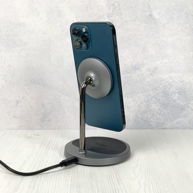Test: 2-in-1 Magnetic Wireless Charging Stand von Choetech
