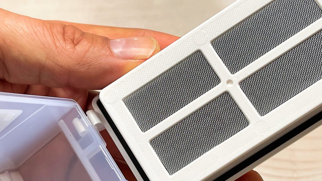 Yeedi Vac Max filter cleaning dust container