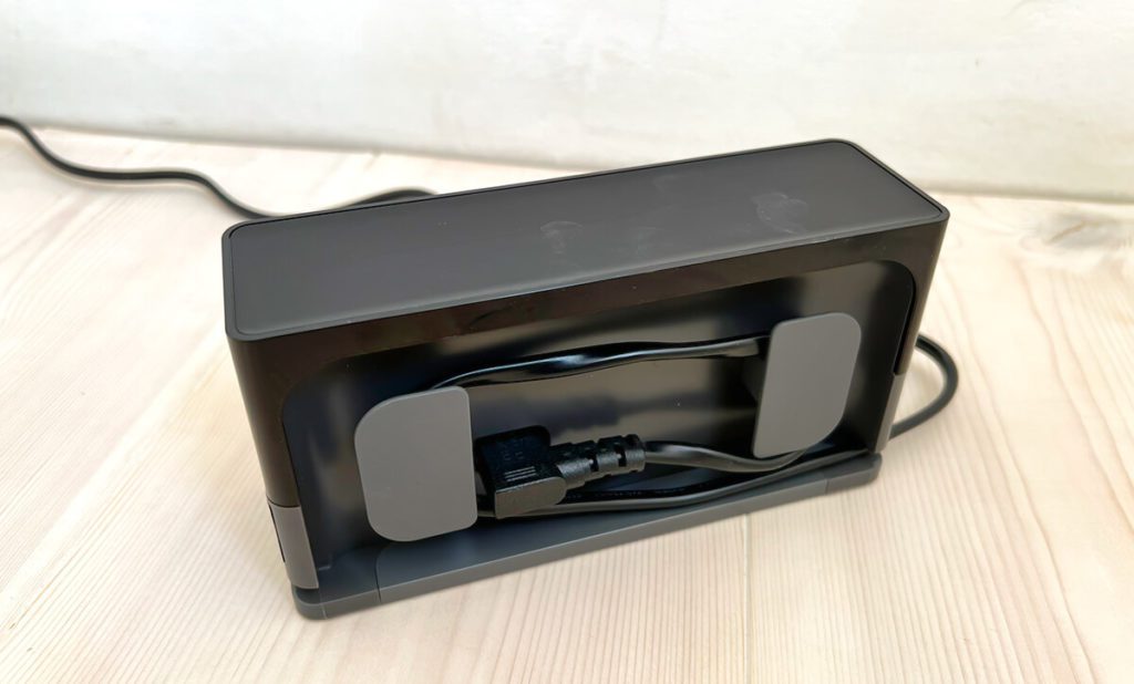 Cable management Yeedi Vac Max cable roll up charging station