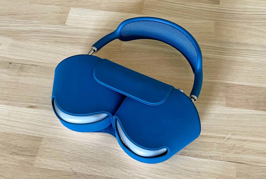 The case of the AirPods Max may be well thought out in terms of function, but I don't think it's optically successful - and it doesn't protect the headband in any way.