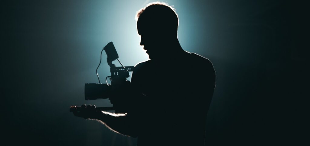 Über 100 Filmschaffende haben sich mit einem offenen Brief an Apple gerichtet, um Defizite rund um die Final Cut Pro App aufzuzeigen. Apple reagierte ungewohnt schnell mit einem Maßnahmenpaket.