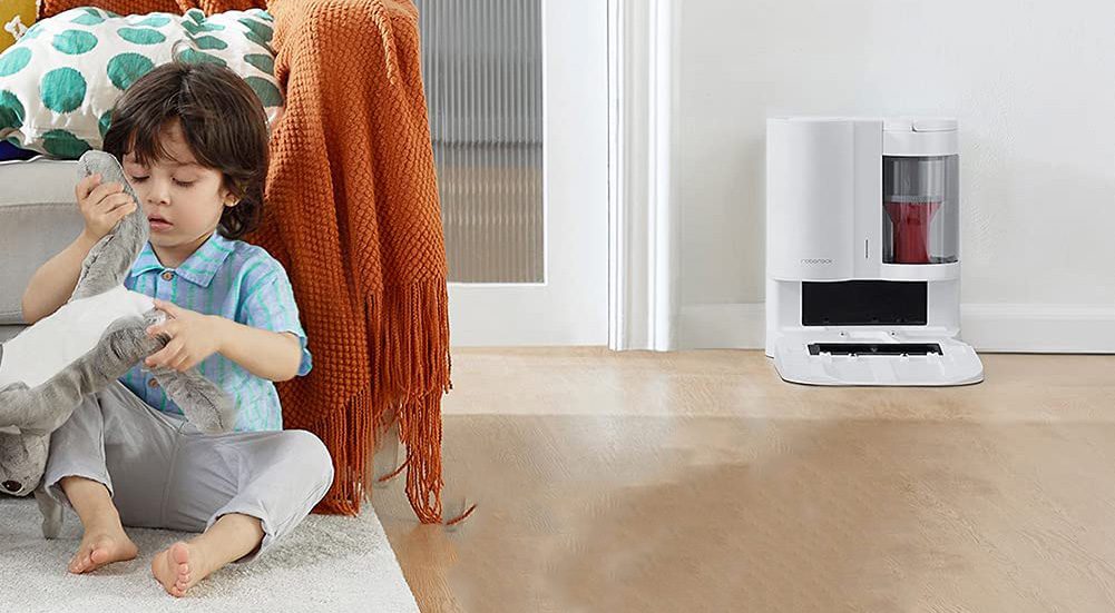 La estación de vaciado automático Roborock para S7 y S7 MaxV hace que aspirar sea aún más fácil que antes (Foto: Amazon).
