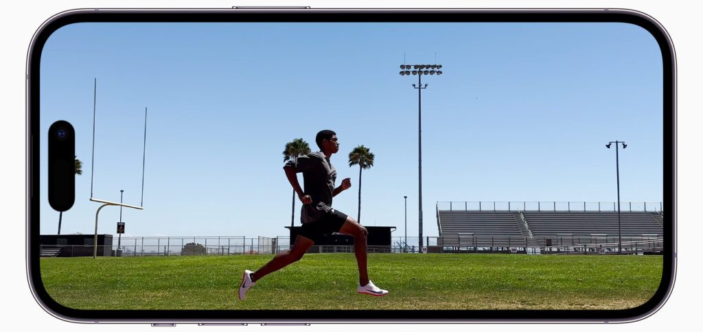 Ein wackelfreies Filmen soll u. a. beim Sport möglich werden, wenn in der Kamera App fürs Hinter- oder Nebenherrennen der Action Mode aktiviert wurde.