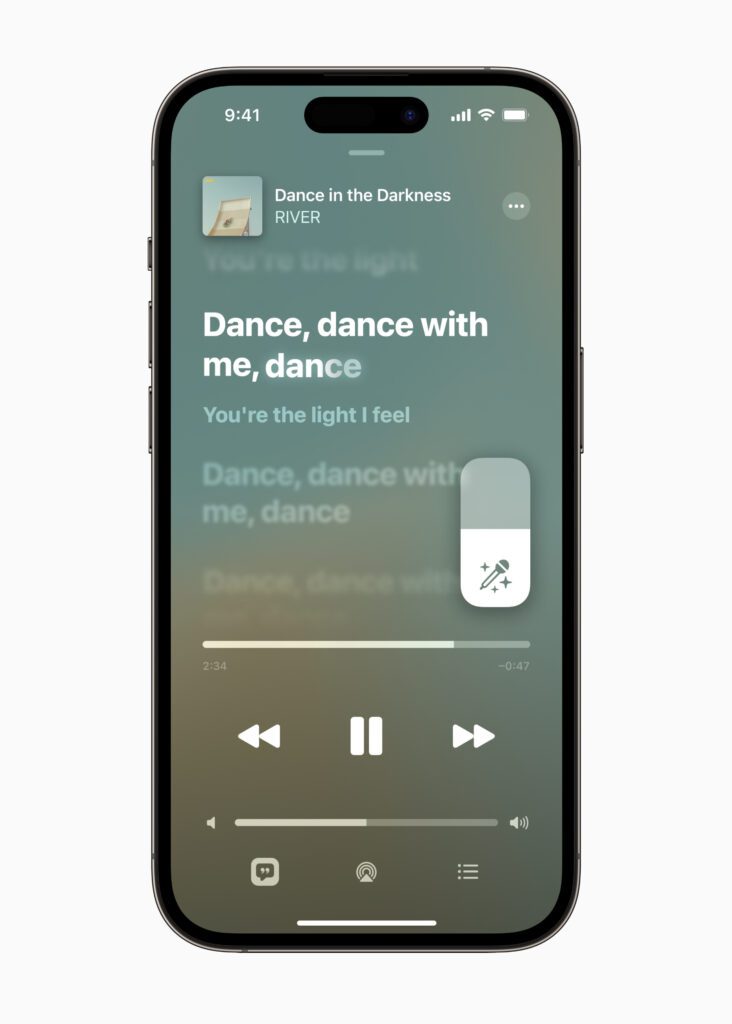 The voices of the people to be heard in the song can be made louder or quieter using the slider. You can sing with them or take the lead yourself. In addition to individual karaoke experiences, duets with split-screen are also possible.