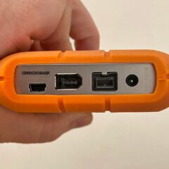 LaCie FireWire Festplatte (Foto: Andreas Rentsch)