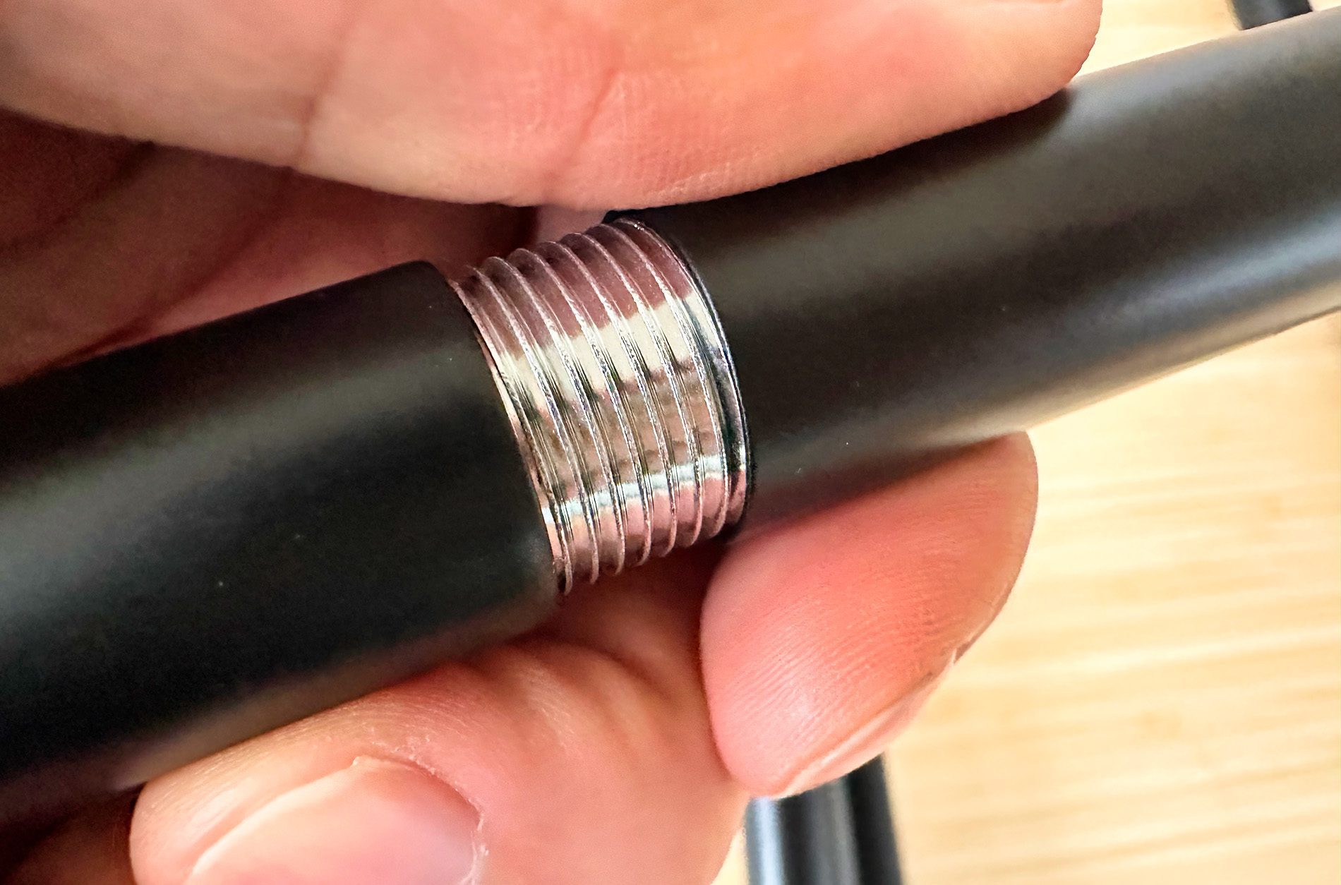 hoverbar-tower-verschraubung