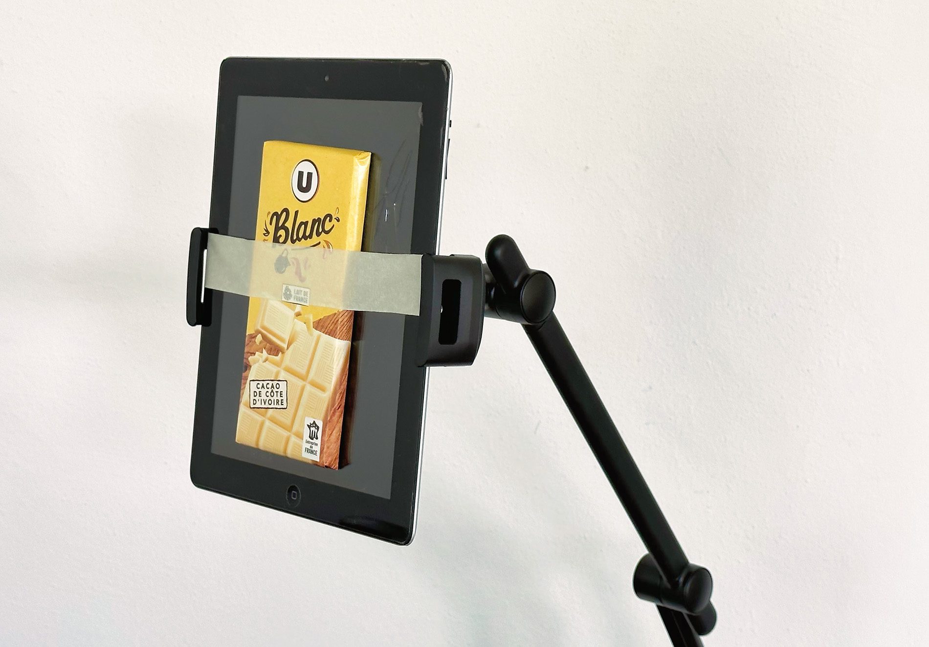 Ein altes iPad 3 und eine Tafel Schokolade sind mein iPad Pro Simulator (Fotos: Sir Apfelot).