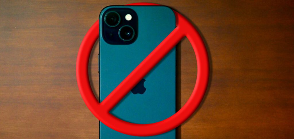 Apple iPhone Kaufberatung im Februar 2025: Wer ein günstiges Smartphone kaufen will, sollte zum iPhone 16e greifen und nicht mehr zum iPhone 15. Der Vergleich zeigt klare Vorteile (nebst ein paar Nachteilen).