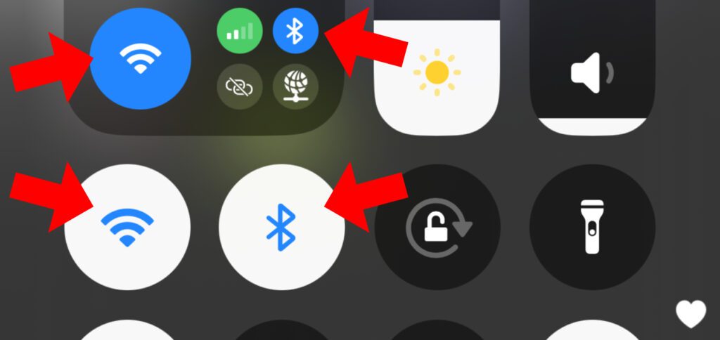 Im Kontrollzentrum des Apple iPhone werden aktive Verbindungen je nach Platzierung der Buttons anders dargestellt. Der Screenshot wurde unter iOS 18.5 erstellt.