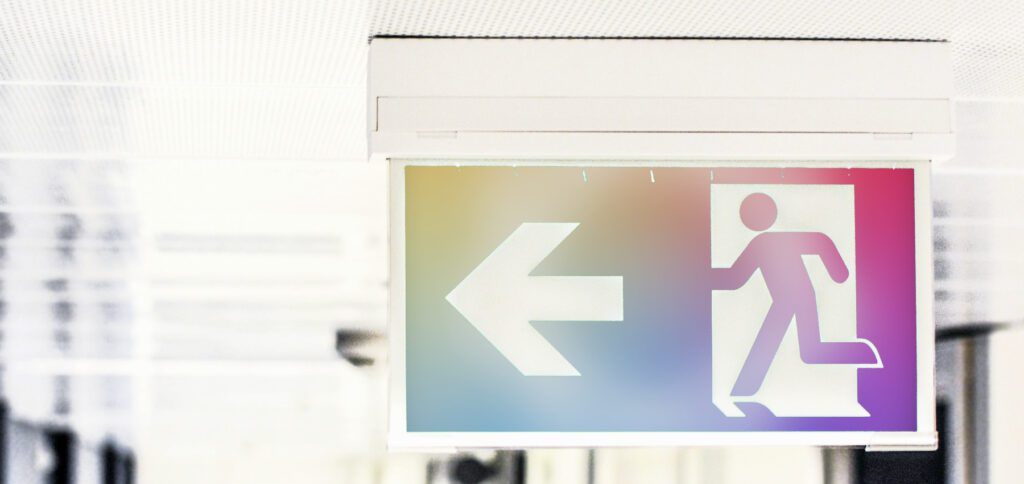 Braindrain bei Apple: Das größte Problem in der LLM- und Siri-Entwicklung ist der Verlust von Expert/innen. Vor allem Meta wirbt reihenweise KI-Profis ab.