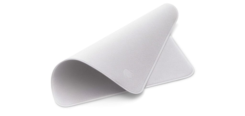 Das Apple Poliertuch ist das ideale Geschenk für Apple-User, die schon jedes andere Zubehör für ihr Gerät haben. Warum also nicht zu Weihnachten verschenken?