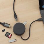Kompakter SATECHI USB-C Hub mit 7 Anschlüssen und MagSafe