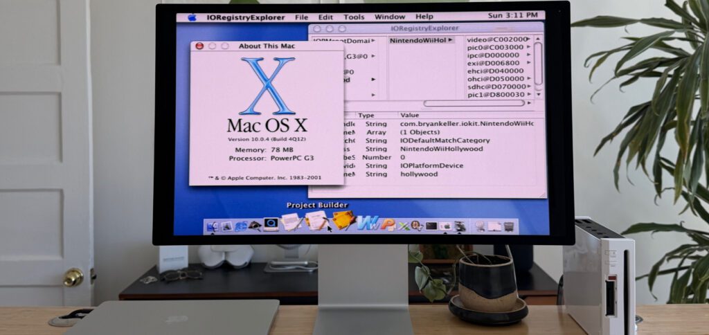Mac OS X 10.0 Cheetah auf einer Nintendo Wii. Ein aufwändiges Projekt, das durch viele individuelle Anpassungen des Systems ermöglicht wurde. – Bildquelle: Bryan Keller / bryankeller.github.io